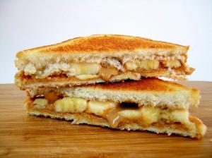 Sandwich De Mantequilla De Mano