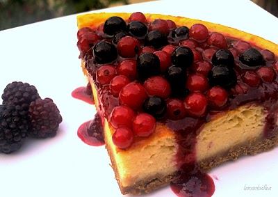 MI-TARTA-DE-QUESO-CON-FRUTOS-ROJOS