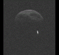 Luna-que-orbita-a-1998-QE2
