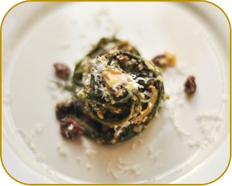 Fettuccine-de-puerros-con-crema-de-nueces